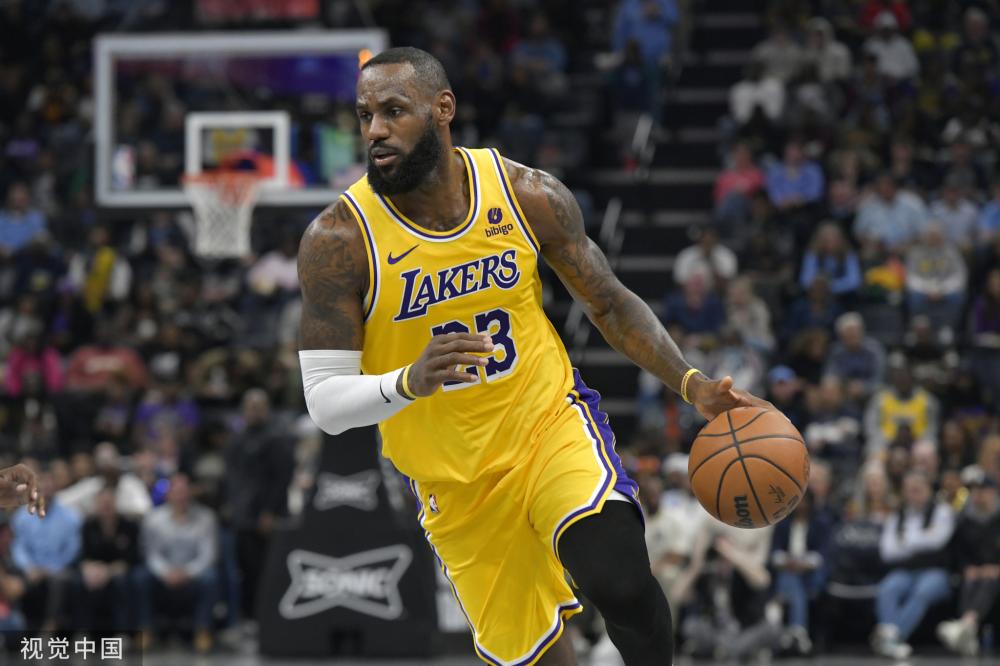 她在网球赛 她在网球赛