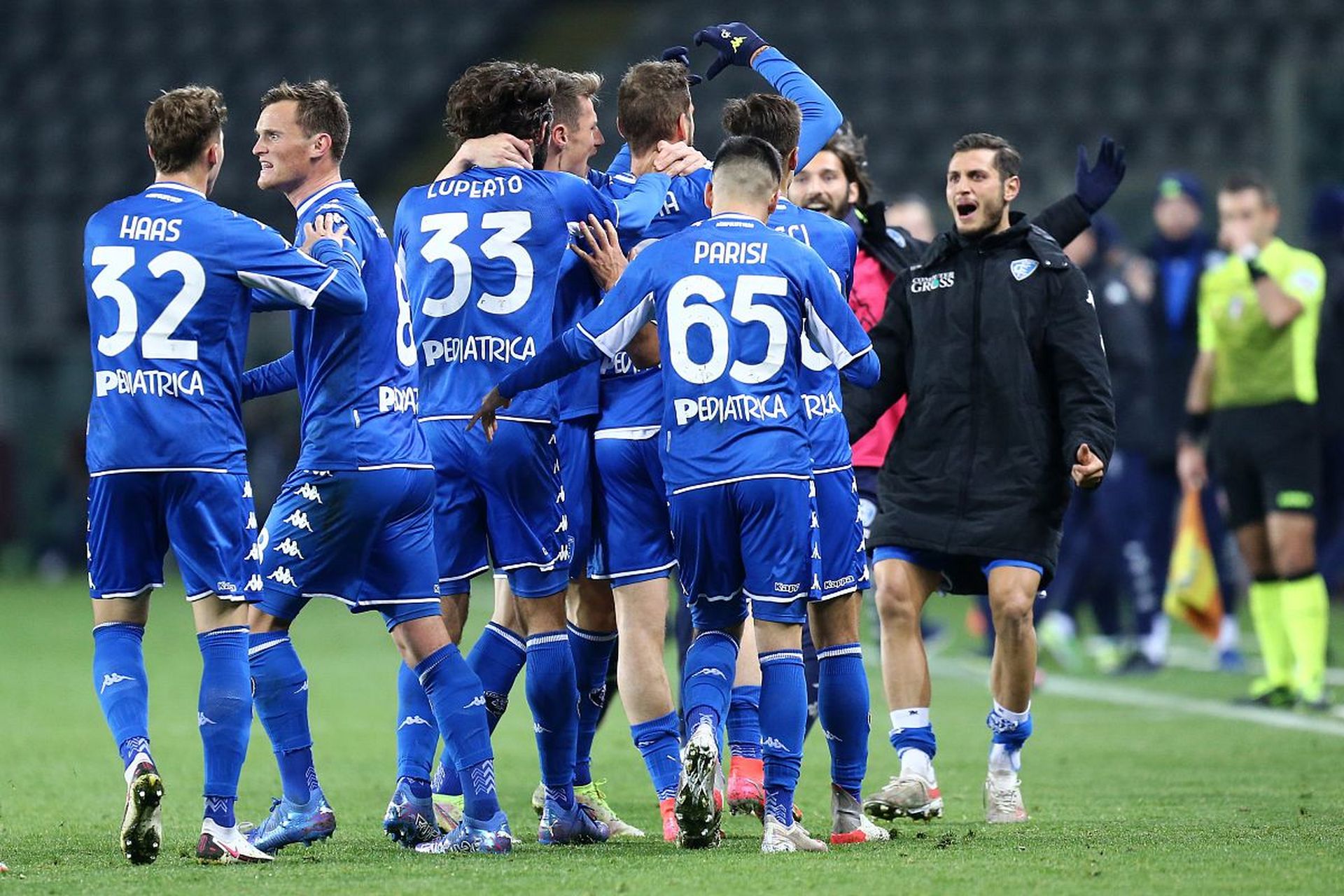 也承载着队 也承载着队